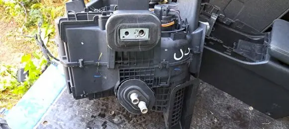 Renault Clio IV Interior heater climate box assembly 272709355R