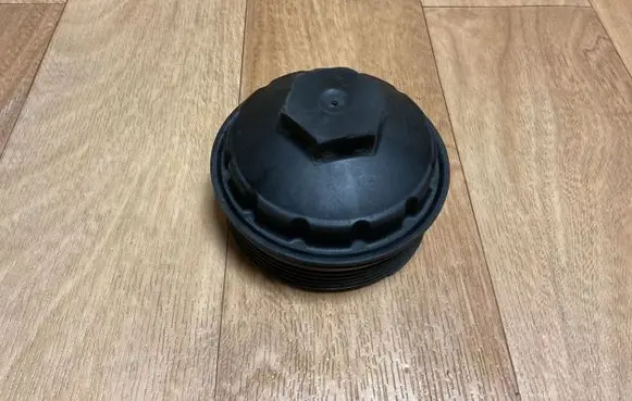 Volkswagen PASSAT B6 Oil filter cover PA66GF30
