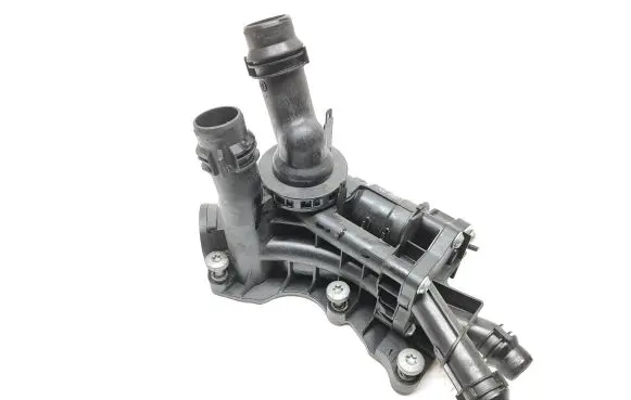 Thermostat/thermostat housing