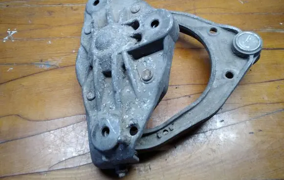 Other front suspension part