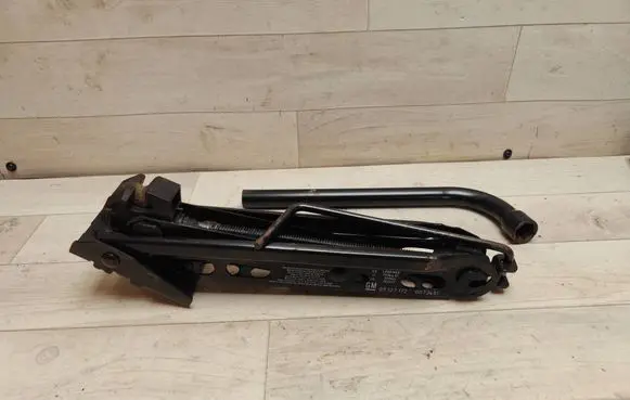 Opel Meriva A Tool set 13107800 0073451 09127172