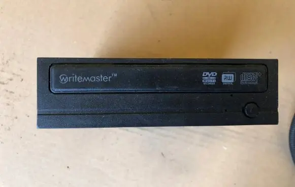 Chevrolet Trans Sport CD/DVD changer 9704SHS183