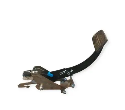 Subaru Legacy Brake pedal 