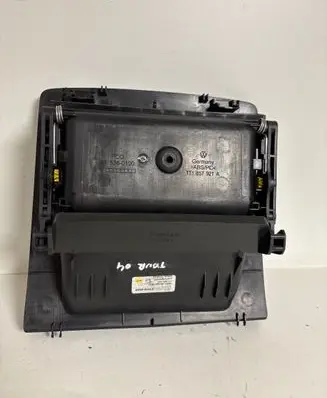 Volkswagen Touran I Glove box 1T1857921A