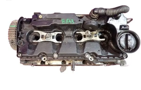 Volkswagen Golf VII Engine head 04L103064