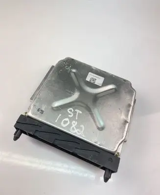 Volvo V70 Engine control unit/module ECU 08692554A