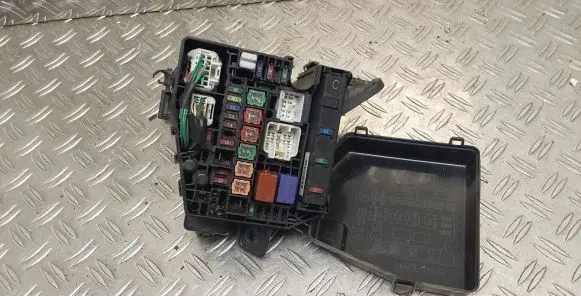 Toyota Yaris Fuse box set