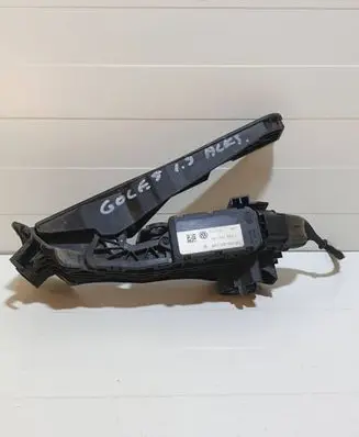 Volkswagen Golf V Accelerator throttle pedal 1K1721503L 6PV00860000