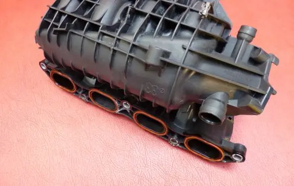 Peugeot 207 Intake manifold V760573380