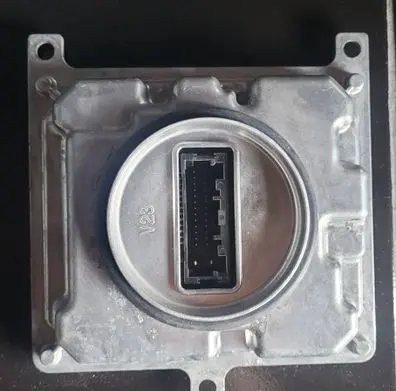 Mazda CX-3 Voltage converter/converter module BGKN67890 W003T35772 7L2261800483
