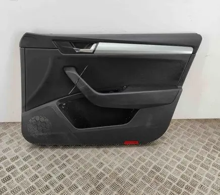 Skoda Superb B8 (3V) Front door card panel trim 3V2867014A 3V1867012