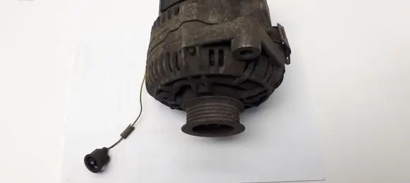 Toyota Avensis T220 Generator/alternator 0123325012 2706002100