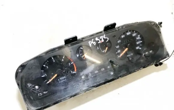 Ford Maverick Speedometer (instrument cluster)