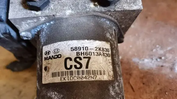 KIA Soul ABS Pump 589102K830 B99K9L0520C 5WY7891D