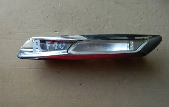 BMW 5 F10 F11 Front fender indicator light 7154168