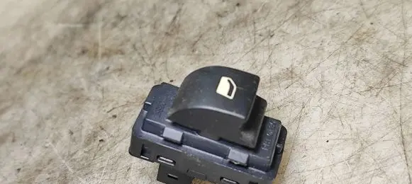 Peugeot 308 Electric window control switch 11688