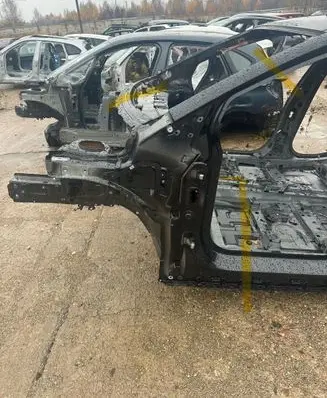 BMW 2 Active Tourer U06 Front quarter panel 