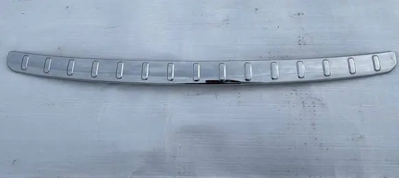 Mercedes-Benz GLS X167 Rear sill trim cover A1676931400