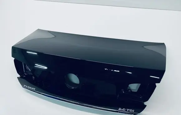 Volkswagen PASSAT B7 Tailgate/trunk/boot lid 3AE827025 3AE853955A