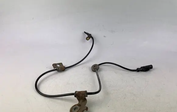 Subaru Legacy ABS brake wheel speed sensor 27540AG01