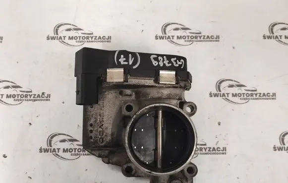 Volkswagen Golf V Throttle valve 06F133062B