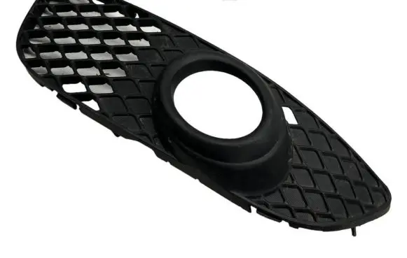 Front fog light trim/grill