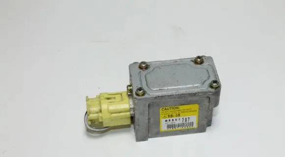 Mitsubishi Pajero Other devices MR551787