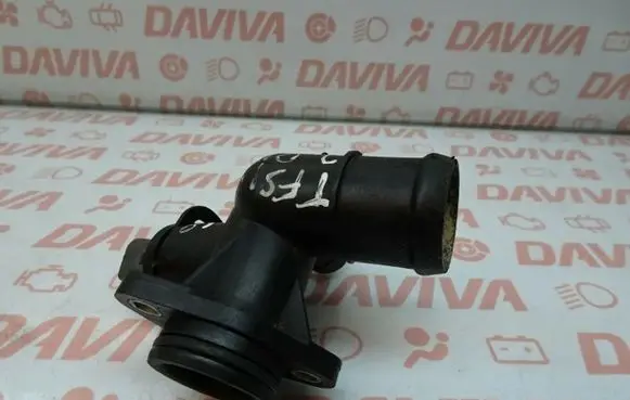 Volkswagen Jetta V Engine coolant pipe/hose 06D121133A