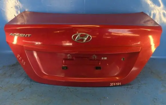 Hyundai Accent V Tailgate/trunk/boot lid 692001R020