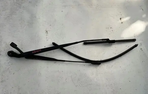 Opel Adam Front wiper blade arm
