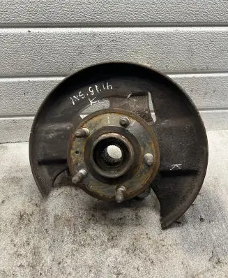 Opel Insignia A Front wheel hub