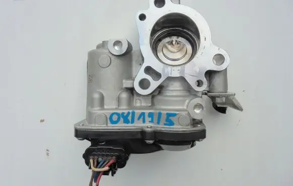 Nissan Qashqai EGR valve 147100361R