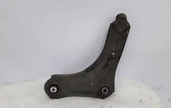 Renault Megane III Front lower control arm/wishbone 545008682R