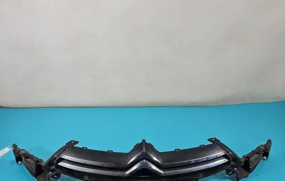 Citroen C4 II Front bumper upper radiator grill 9687946280 IMPRK1471986
