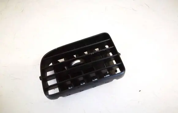 Volkswagen Cross Polo Dash center air vent grill