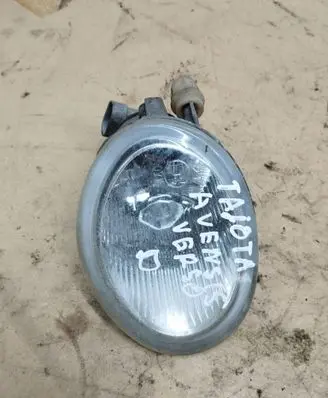 Toyota Avensis Verso Front fog light 4513356