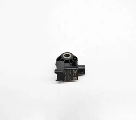 Mercedes-Benz E W238 Airbag deployment crash/impact sensor A2139051300