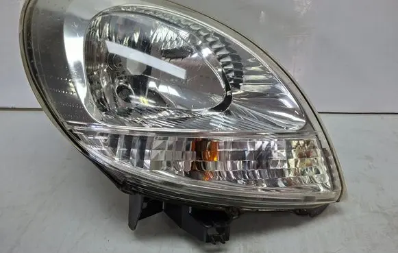 Renault Kangoo I Headlight/headlamp S27647887 8200236591