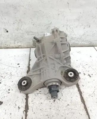 Land Rover Defender Rear differential M8B24A213BA