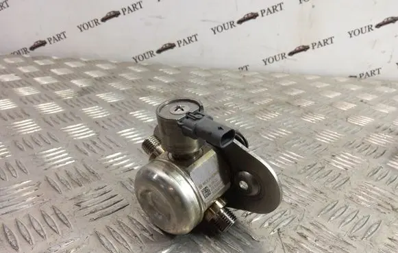 BMW X1 F48 F49 Fuel injection high pressure pump 0261520249