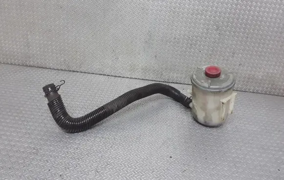 Suzuki Liana Power steering fluid tank/reservoir