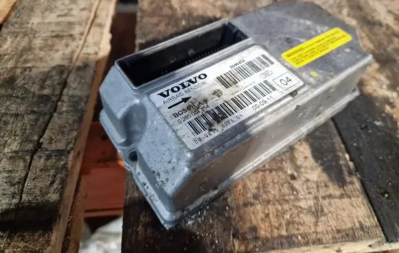 Volvo XC70 Airbag control unit/module 8646434