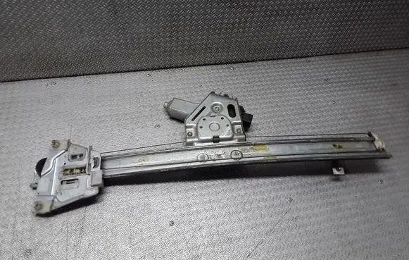 Mitsubishi Pajero Front door window regulator with motor 0620200620