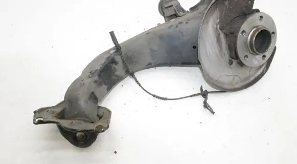 BMW 1 F40 Rear wheel hub