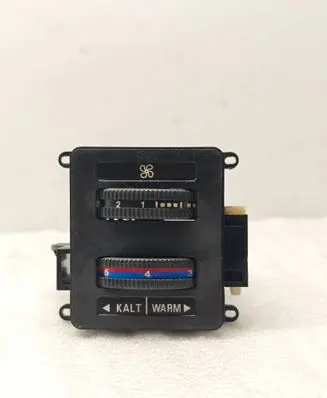 BMW 7 E23 Seat heating switch 1367606 64111367604 64111367606