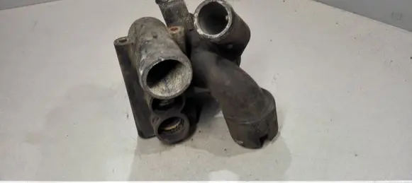 Thermostat/thermostat housing
