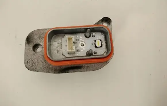 BMW i3 Xenon control unit/module L90028082