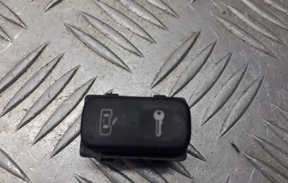Skoda Octavia Mk2 (1Z) Central locking switch button 1Z0962125A