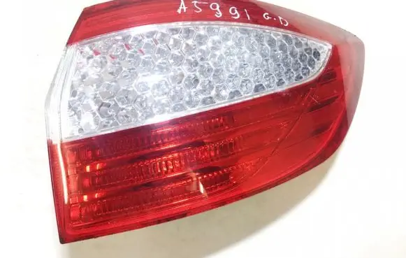 Ford Mondeo MK IV Rear/tail lights 7s7113404b 7s71-13404-b