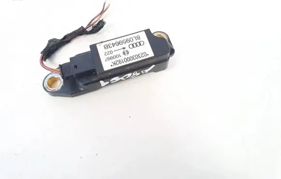 Audi A3 S3 8L Airbag deployment crash/impact sensor 8l0959643b 02303000192k